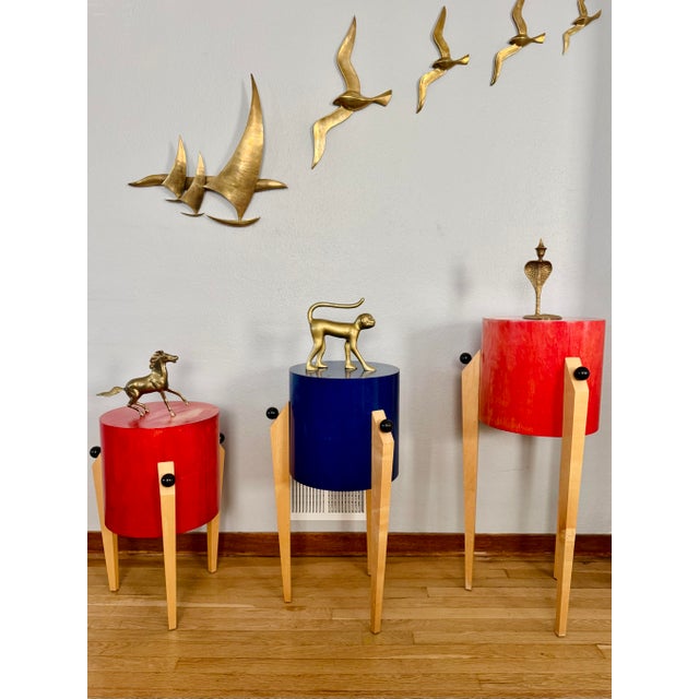 1980s Postmodern Pedestal Stands Set of 3 Stackable Memphis Style Tables For Sale - Image 5 of 15
