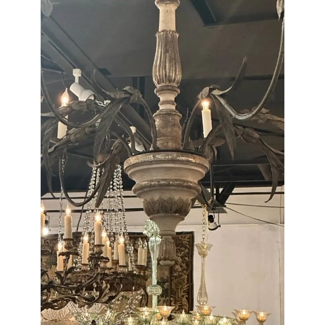 Farmhouse 19th Century Italian Carved and Parcel Gilt 8 Arm Chandeliers For Sale - Image 3 of 6