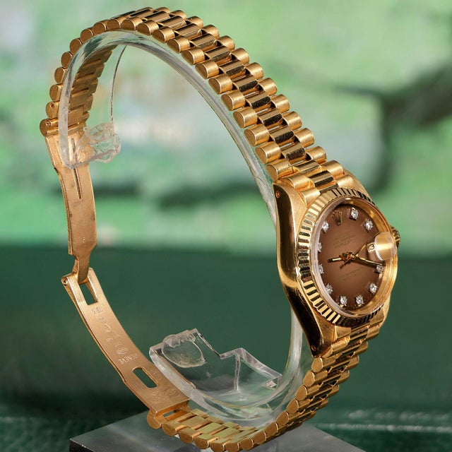Vintage Rolex 6917 Datejust Presidential 26mm Brown Diamond Dial Gold Watch For Sale - Image 14 of 17