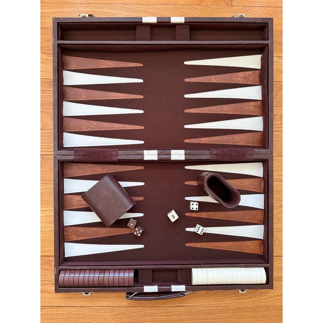 Vintage large portable Backgammon travel set, featuring complete original contents, which include original Bakelite...