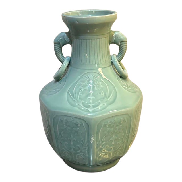 Chinese Celadon Porcelain Elephant Head Vase W/ Wood Stand For Sale