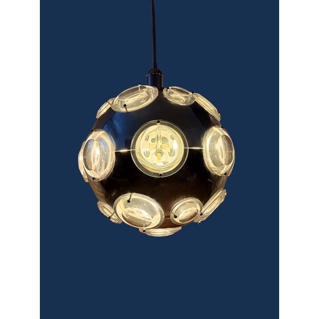 1970s Glass and Metal Pendant Lamp in the style of Oscar Torlasco, 1970s For Sale - Image 5 of 12