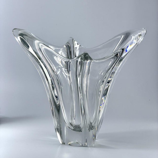 Vintage Sculptural Crystal Vase from Daum, France, 1970s For Sale - Image 13 of 13