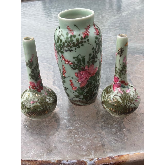 Japanese Late 19th Century Pate Dur Pate Vases- Set of 3 For Sale - Image 3 of 4