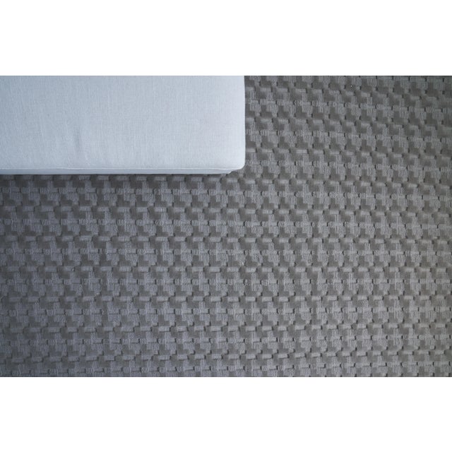 Exquisite Rugs Exquisite Rugs Monroe Handmade New Zealand Wool Dark Taupe Rug-6'X9' For Sale - Image 4 of 5