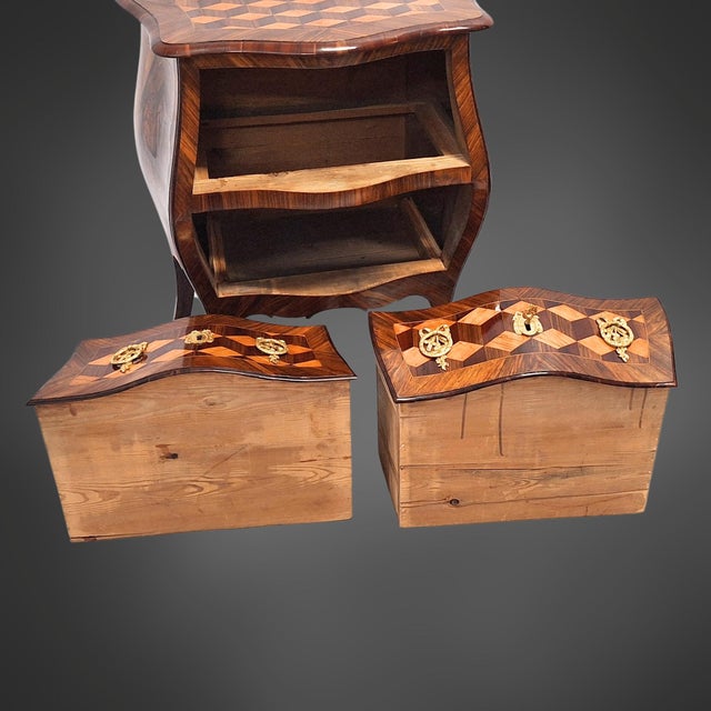 Small 18th Century Baroque Chest of Drawers, Cube Marquetry For Sale - Image 10 of 18