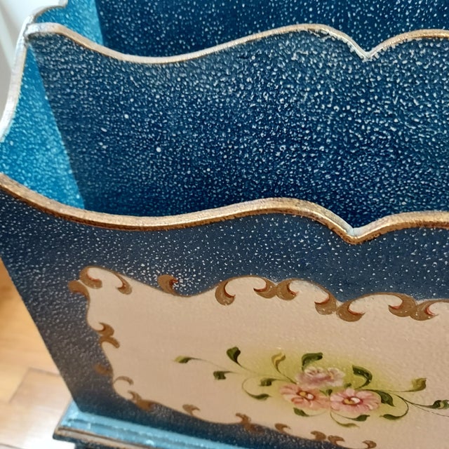 Wood Hand Painted Floral Gilded Wood Magazine Rack Vintage Speckled Finish Handle 26" H 14" W For Sale - Image 7 of 16