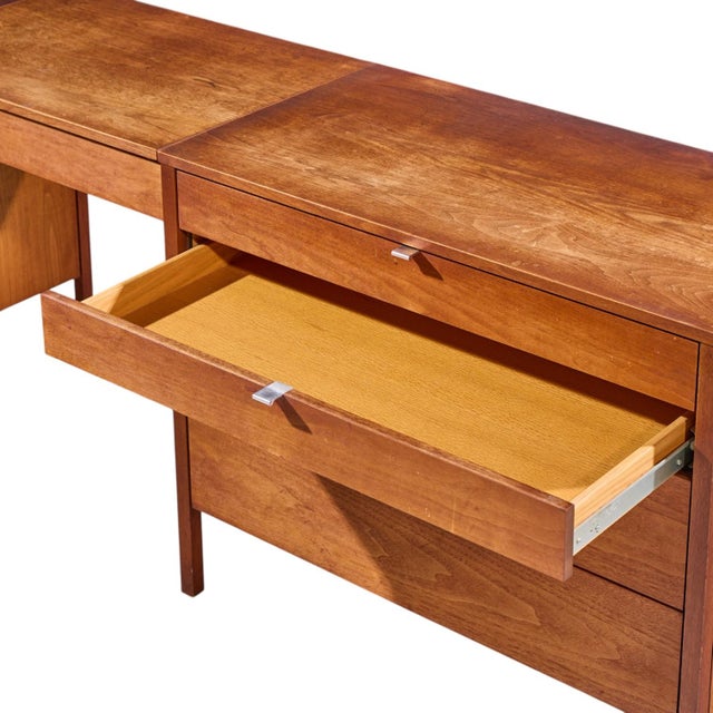 Florence Knoll for Knoll Mid Century Walnut 3-Piece Vanity Set For Sale In Chicago - Image 6 of 15