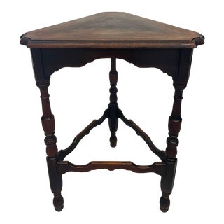 1970s Vintage Kittinger Triangular Accent Table. For Sale