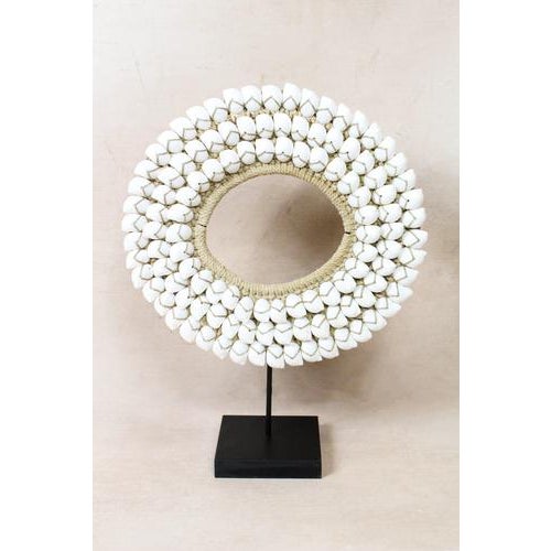 Handmade White Shell Necklace For Sale - Image 5 of 5