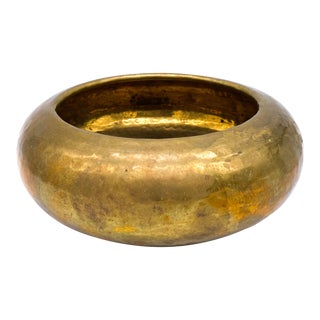 Vintage Hammered Round Brass Planter / Catchall Bowl For Sale