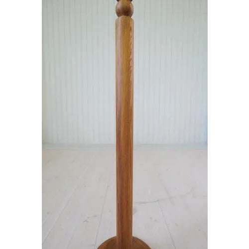 Scandinavian Modern Sculptural Floor Lamp in Pine by Uno Kristiansson for Luxus, 1970s For Sale - Image 6 of 11