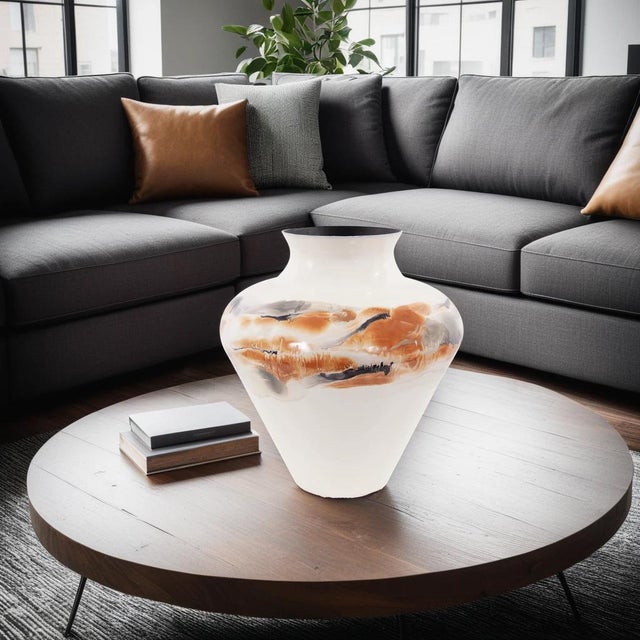 White Lahar Classic Vase- Small For Sale - Image 8 of 9