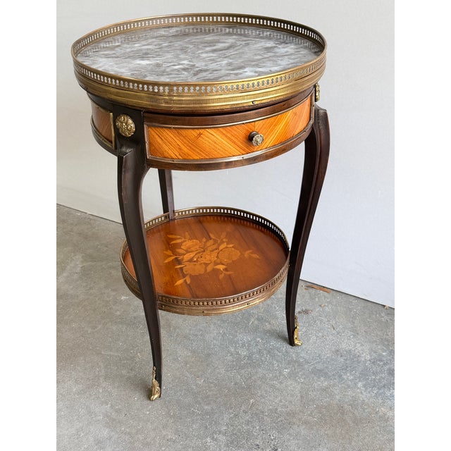 French Louis XVI Style Mahogany and Marble Top Bouillotte Table, 19th Century For Sale - Image 3 of 13