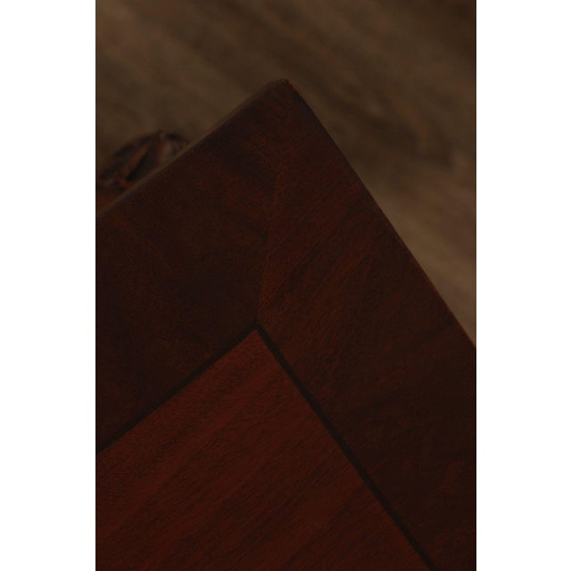 Irish Georgian Style Expandable Mahogany Dining Table For Sale In Philadelphia - Image 6 of 12