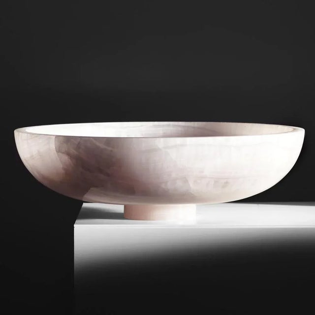 Set 2 Onyx Twosidestory bowl XL by Lisette Rützou Dimensions: D 40 cm Materials: Levanto Bordeaux marble Lisette Rützou’s...