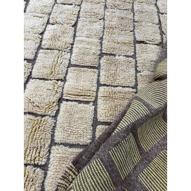 Beni Ouarain M’rirt Moroccan Wool Rug For Sale - Image 12 of 16