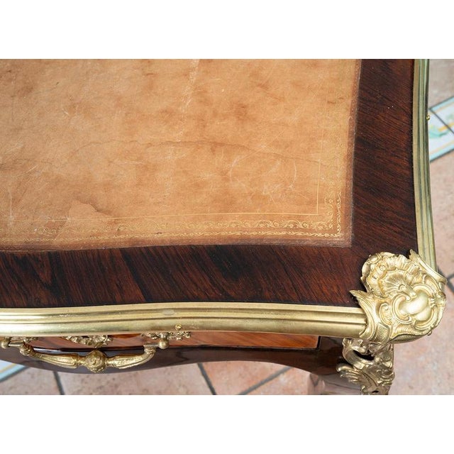 Antique French Napoleon III Style Bureau Plat Desk in Exotic Wood with Gilded Bronze Inlays, France, 19th Century For Sale - Image 3 of 7