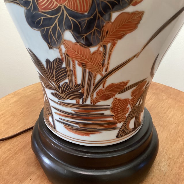 Wood Vintage Frederick Cooper Ceramic Ginger Jar Table Lamp Hand-Pained Floral Motif, Pleated Fabric Shade on Wood Base For Sale - Image 7 of 12