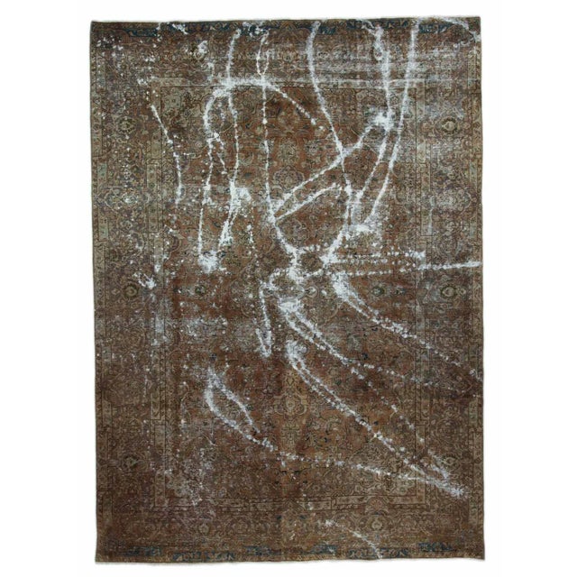 Middle Eastern Rug in Wool For Sale - Image 9 of 9