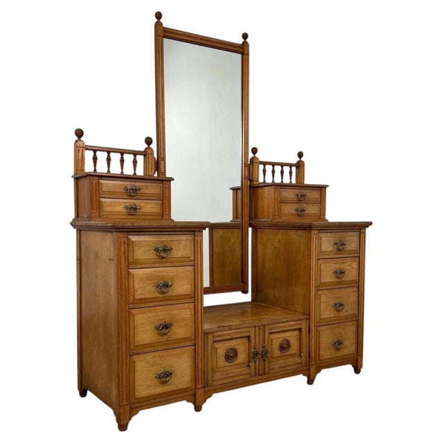 19th Century English Oak Dressing Chest by T. Simpson & Sons For Sale - Image 4 of 14
