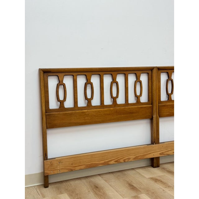 Brown Vintage MCM Drexel Meridian Style King Headboard Collectible Walnut Bed Made From Twin For Sale - Image 8 of 12