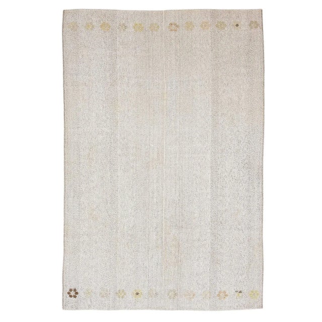 Textile Vintage Light Gray Modern Kilim Rug For Sale - Image 7 of 7