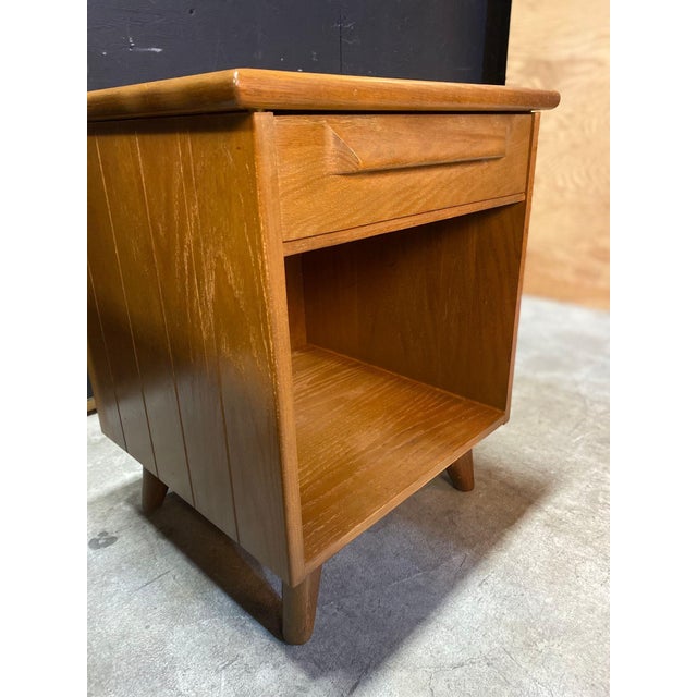 Brown 1950s Pair of Nightstands Attributed to Jack Van Der Molen For Sale - Image 8 of 9