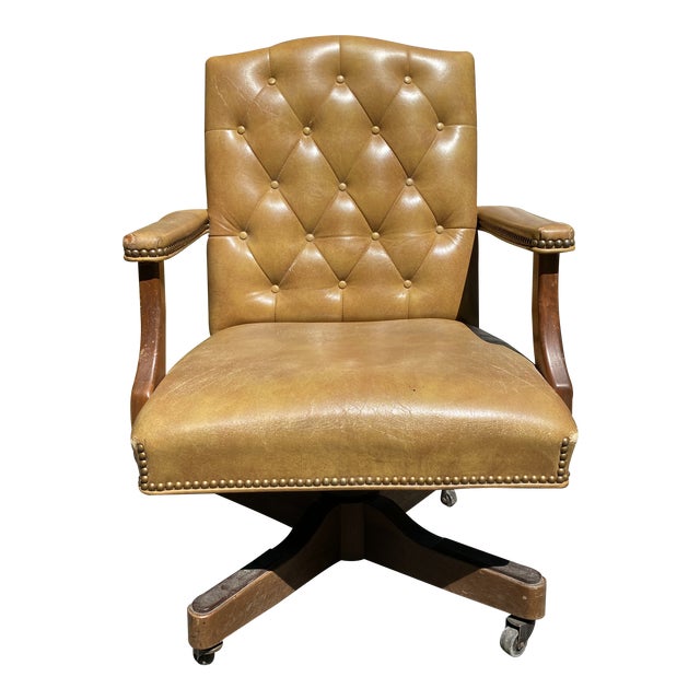 Vintage Executive Tufted Leather Swivel Office Desk Chair For Sale