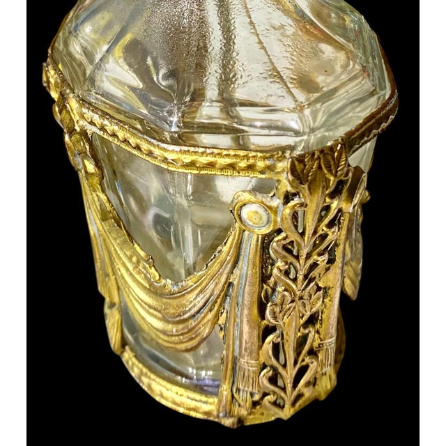 Vintage 1950’s Ormolu and Glass Perfume Bottle For Sale - Image 6 of 16