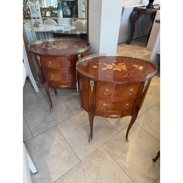 Chestnut French Marquetry Oval Side Table With 2 Drawers For Sale - Image 8 of 11