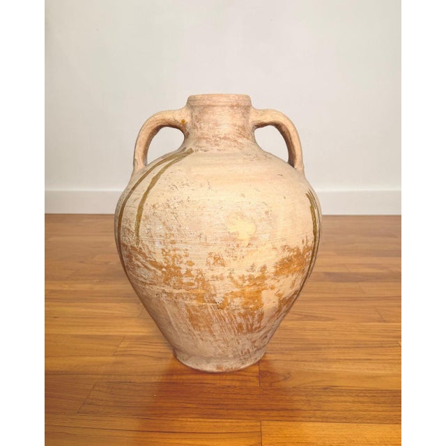Authentic water jug ​​from Miravet, a historic pottery town in the Ribera d'Ebre region of Tarragona, famous for its...