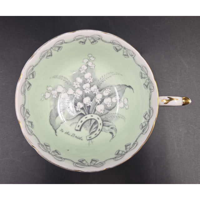 Light Green Vintage 1939-1949 'Double Warrant' Paragon 'To the Bride' Teacup and Saucer by Appointment Hm Queen Elizabeth and Hm Queen Mary For Sale - Image 8 of 18