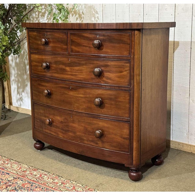 Antique English Victorian Chest of Drawers in Mahogany, 1800s For Sale - Image 9 of 18