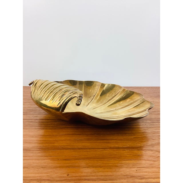 Metal Vintage Hollywood Regency Brass Clam Shell Serving Tray For Sale - Image 7 of 9
