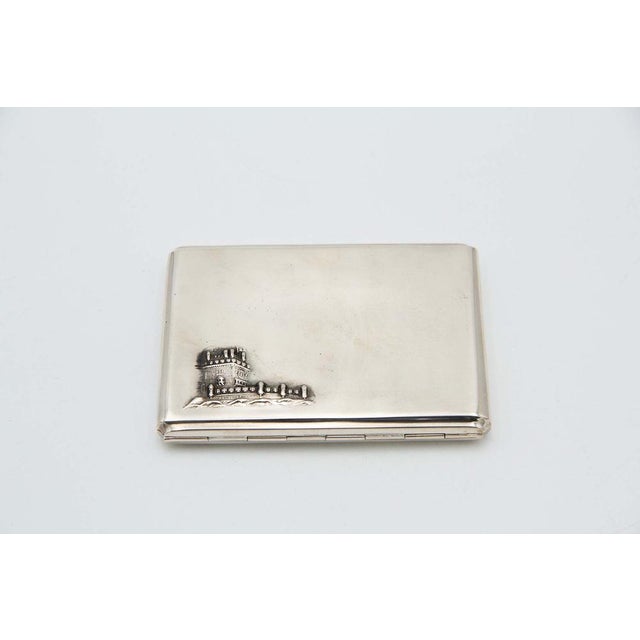 Matte Silver Cigarette Case with Reliefs, in Good conditions. Designed 1920 to 1949