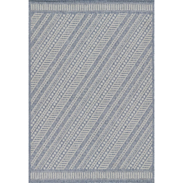 Momeni Contemporary Indoor/Outdoor Hampton Meadow Rug in Blue, 5'3" x 7' For Sale - Image 9 of 9