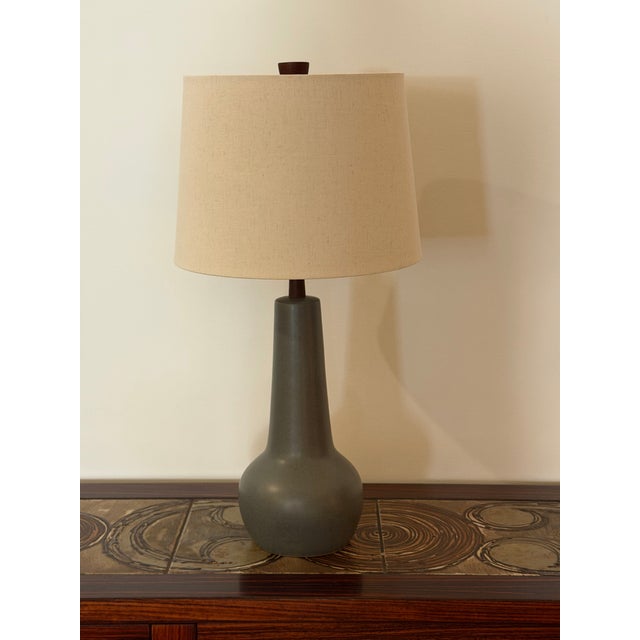 Mid-Century Ceramic Table Lamp by Gordon and Jane Martz For Sale - Image 12 of 12