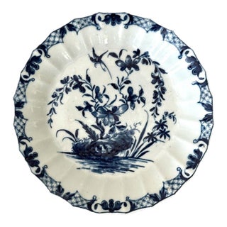 Antique Worcester Hollow Rock Lily Fluted Dish, 18th Century For Sale