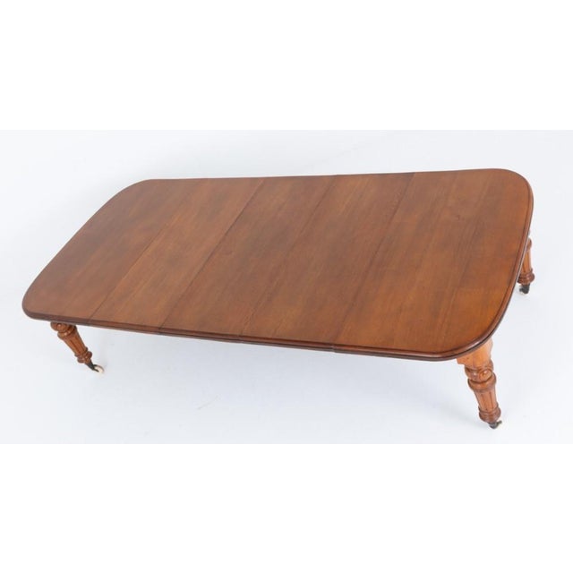 Victorian Extendable Dining Table in Oak, 1860 For Sale - Image 5 of 8
