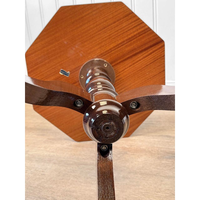Wood Vintage Italian Rococo Floral Marquetry Fruitwood Octagonal Side Table For Sale - Image 7 of 9