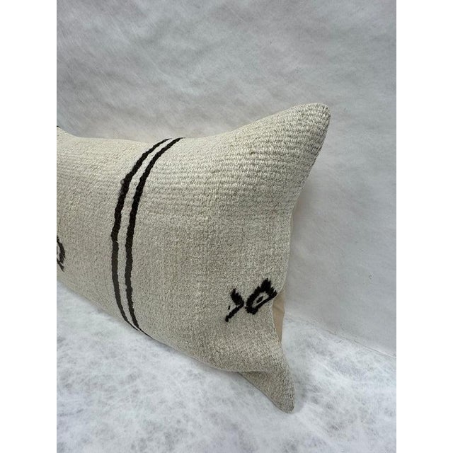 Contemporary Turkish Hemp Pillow Cushion Natural Beige Black Pillow Cushion Cover 16" x 24" For Sale - Image 3 of 4