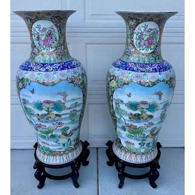 1930s Pair of Monumental Chinese Famille Rose Canton Gold Gilt Palace Vases For Sale - Image 16 of 18