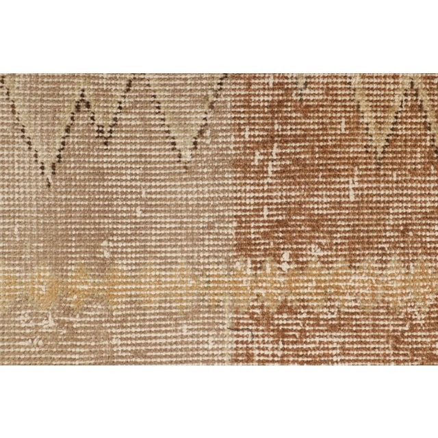 Mid-Century Modern Vintage Zeki Müren Rug in Beige-Brown With Geometric Patterns, From Rug & Kilim For Sale - Image 3 of 7