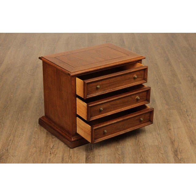 John Stuart Vintage Pair of Walnut Nightstands For Sale - Image 4 of 12