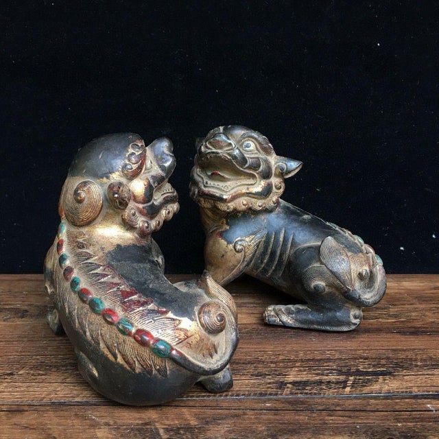 Early 20th Century Pair of Antique Gilt Bronze Guardian Lions – 4.3" Foo Dogs With Stone Inlay For Sale - Image 5 of 8