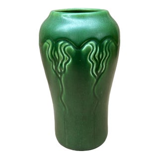 Arts & Crafts Hampshire Matte Green Vase For Sale