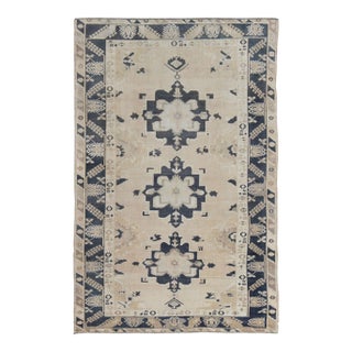 Vintage Hand Knotted Turkish Oushak With Medallion Design in Cream and Blue 6'8'' X 10'1'' For Sale