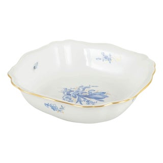 Porcelain Square Bowl with Blue Floral Motifs and Gilt Edge by Meissen, Germany For Sale