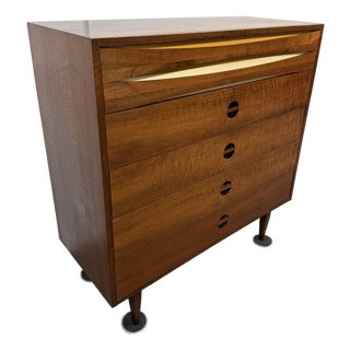 West Michigan Furniture Company Chest of Drawers, Vintage For Sale